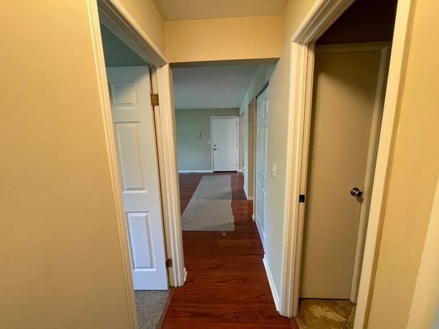 19360 Wolf Road 8, Mokena, IL 60448