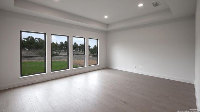 208 Berrywood Lane, New Braunfels, TX 78132