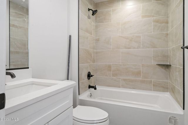 18 Footpath Way, Lake George, NY 12845