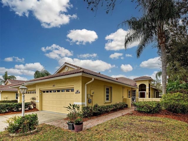 251 VISTA DEL LAGO WAY, Venice, FL 34292