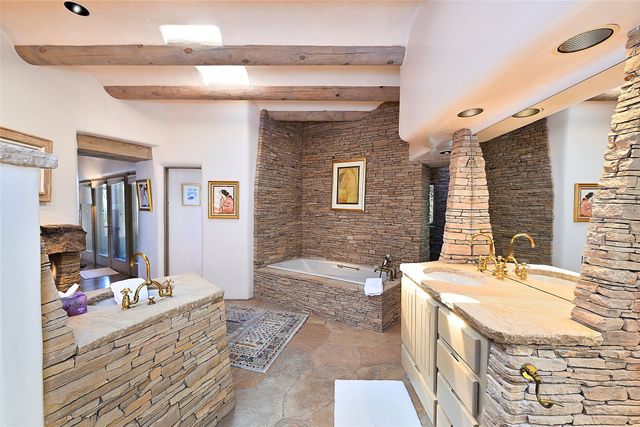 1244 N Summit Drive, Santa Fe, NM 87501