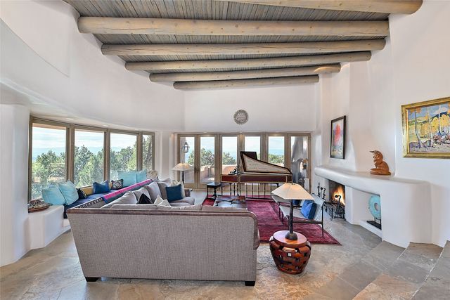 1244 N Summit Drive, Santa Fe, NM 87501