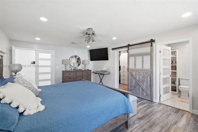 20102 NW 62nd Ave, Hialeah, FL 33015