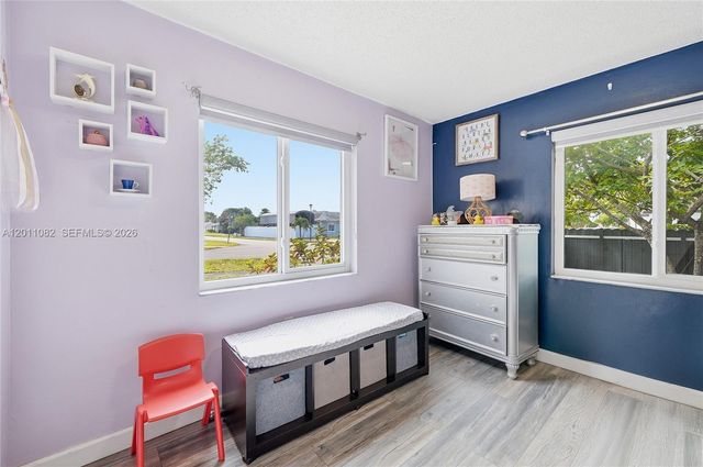 20102 NW 62nd Ave, Hialeah, FL 33015