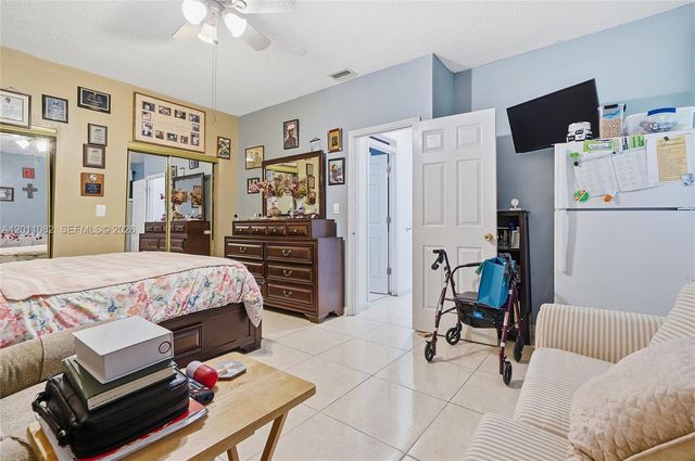 20102 NW 62nd Ave, Hialeah, FL 33015