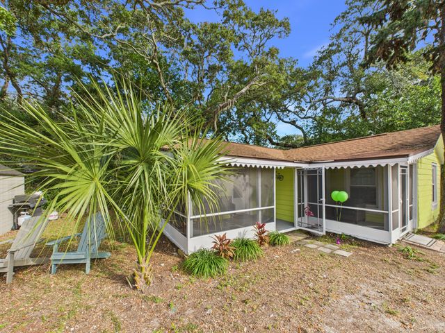 229 SE Florida Blanca Place 9, Fort Walton Beach, FL 32548