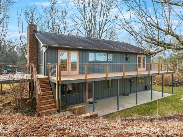 132 Snelson Cemetary Road, Leicester, NC 28748