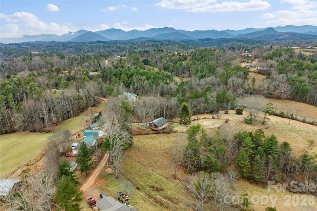 132 Snelson Cemetary Road, Leicester, NC 28748