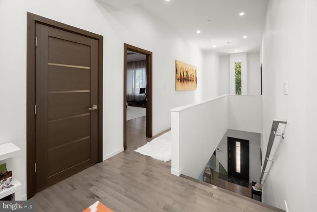 5622 MASSACHUSETTS AVE, Bethesda, MD 20816