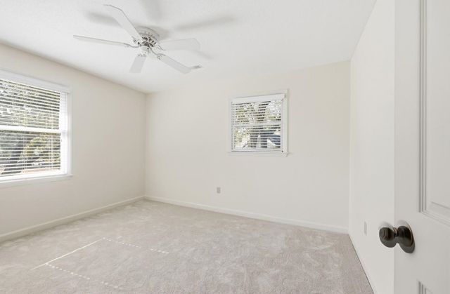 571 Fernwood Rd., Murrells Inlet, SC 29576