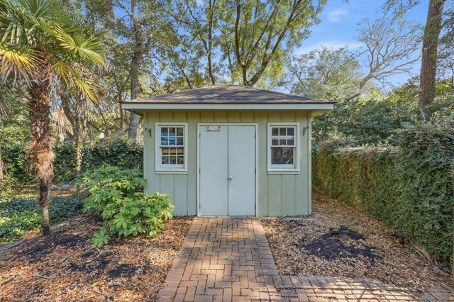 571 Fernwood Rd., Murrells Inlet, SC 29576