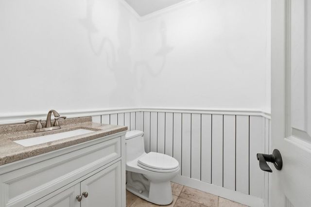 571 Fernwood Rd., Murrells Inlet, SC 29576