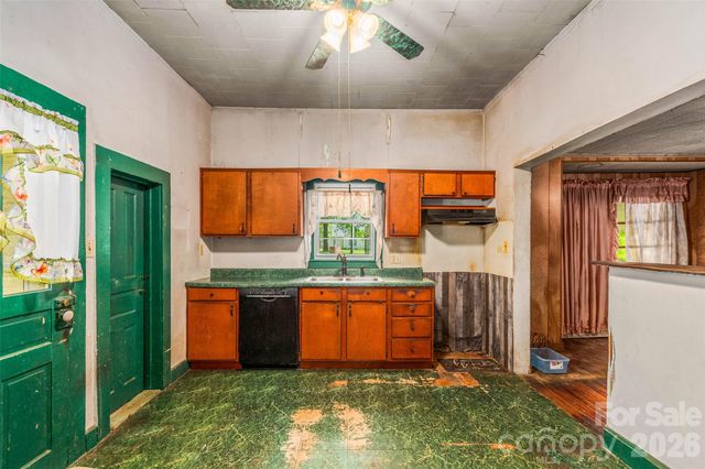 128 John Deere Drive, Harmony, NC 28634