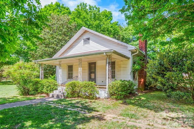 128 John Deere Drive, Harmony, NC 28634