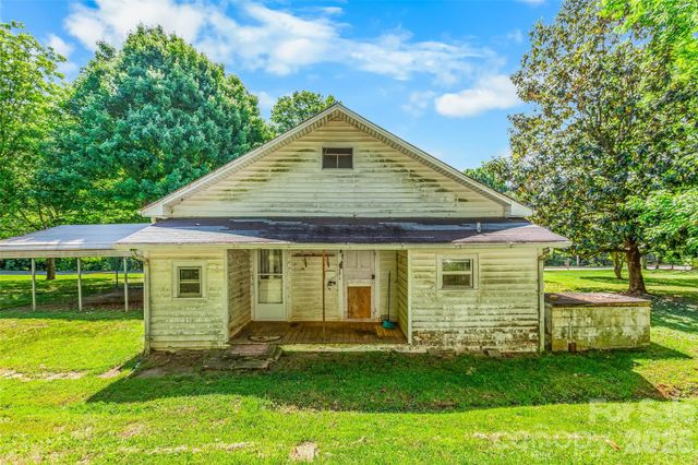 128 John Deere Drive, Harmony, NC 28634
