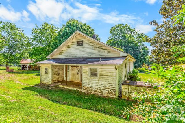 128 John Deere Drive, Harmony, NC 28634