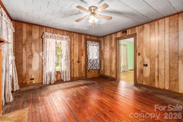 128 John Deere Drive, Harmony, NC 28634