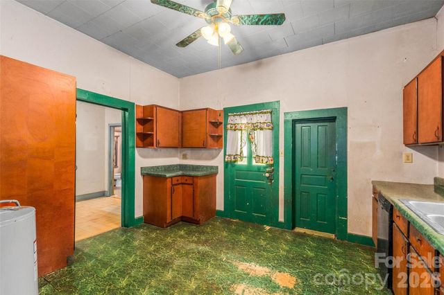 128 John Deere Drive, Harmony, NC 28634