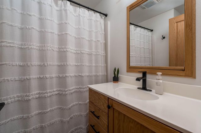 705 Wall Street, North Mankato, MN 56003