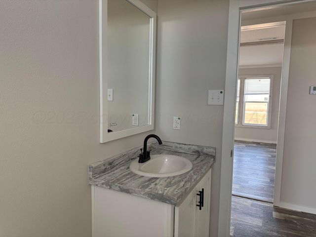 210 E Heritage Lane, Canyon, TX 79015