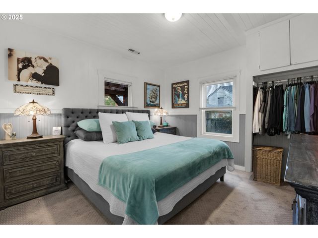 820 12TH Ave, Seaside, OR 97138