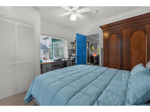 820 12TH Ave, Seaside, OR 97138