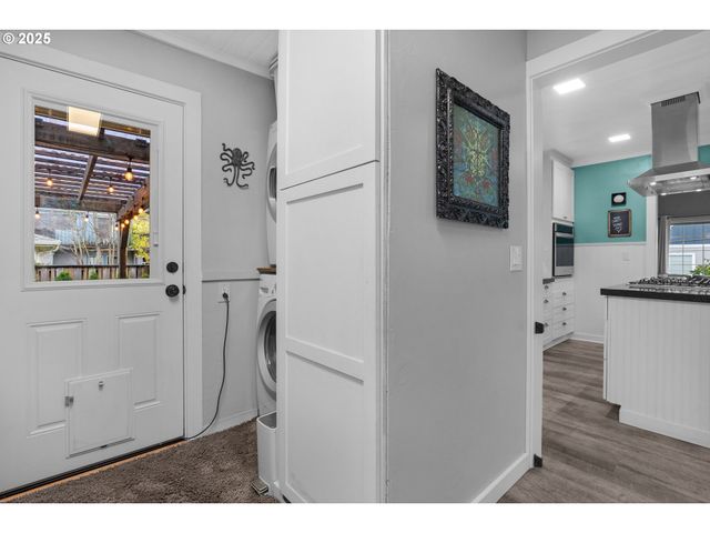 820 12TH Ave, Seaside, OR 97138