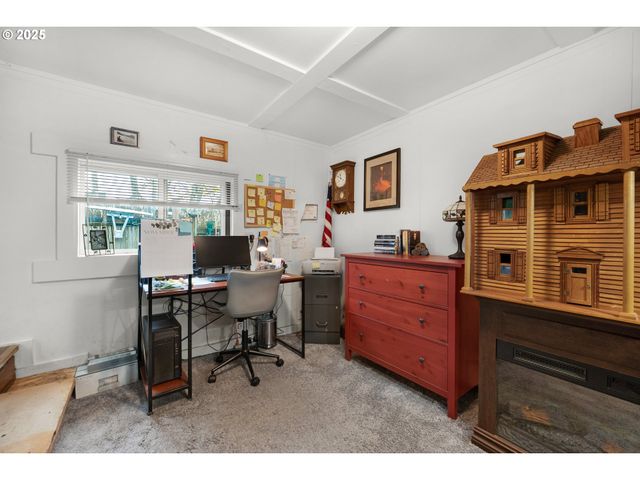 820 12TH Ave, Seaside, OR 97138