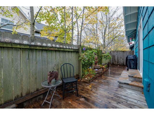 820 12TH Ave, Seaside, OR 97138