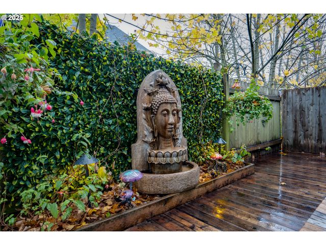 820 12TH Ave, Seaside, OR 97138