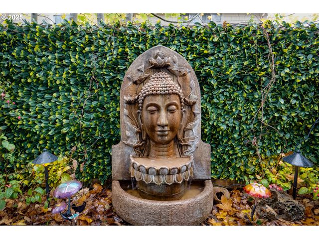 820 12TH Ave, Seaside, OR 97138