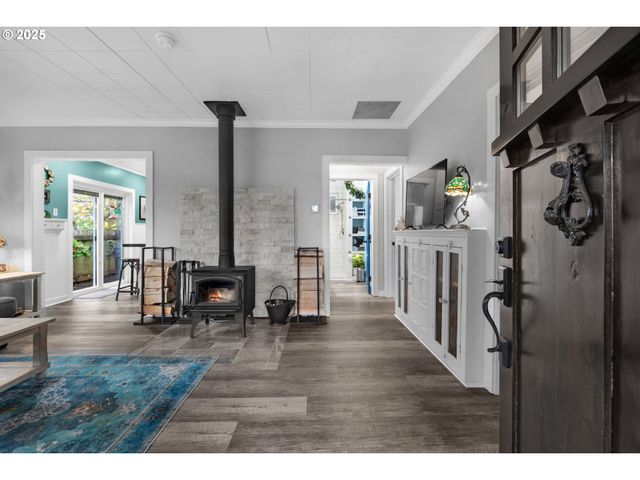 820 12TH Ave, Seaside, OR 97138