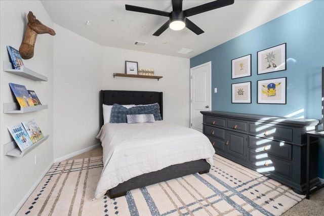 888 Oyster CRK, Buda, TX 78610