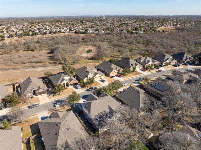 888 Oyster CRK, Buda, TX 78610