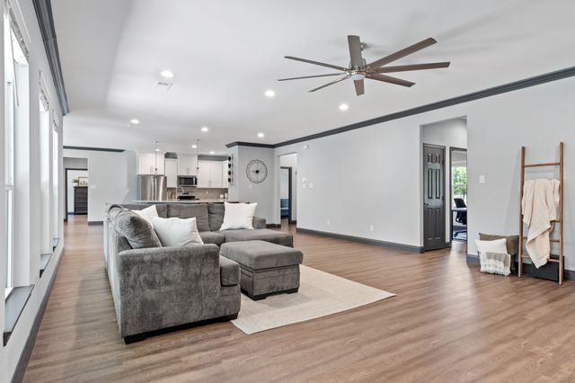 7565 Caddo Creek Road, Quinlan, TX 75474