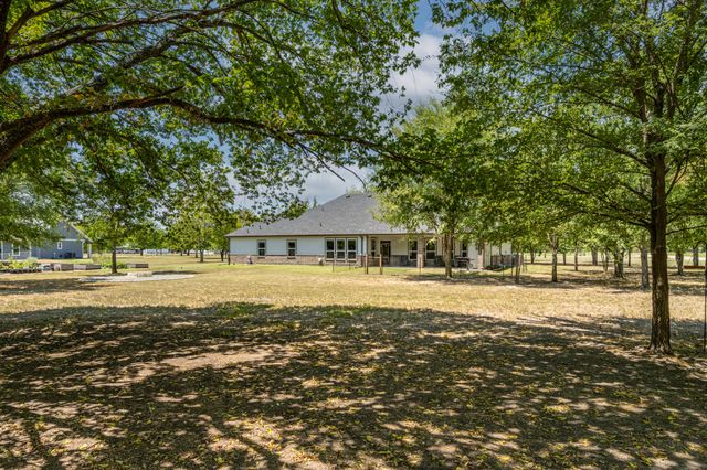 7565 Caddo Creek Road, Quinlan, TX 75474