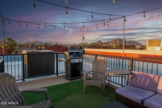 3437 E AVALON Drive, Phoenix, AZ 85018