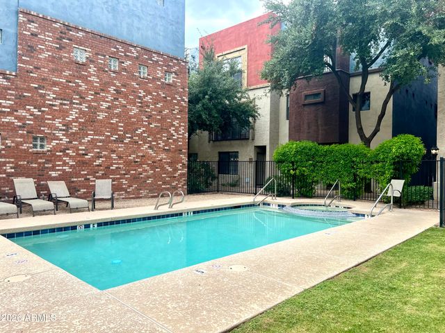 3437 E AVALON Drive, Phoenix, AZ 85018