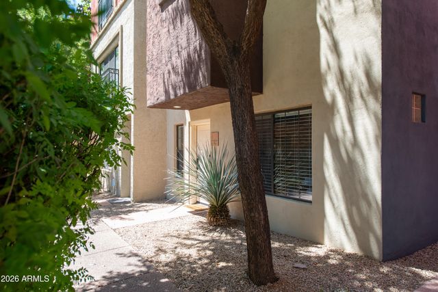 3437 E AVALON Drive, Phoenix, AZ 85018