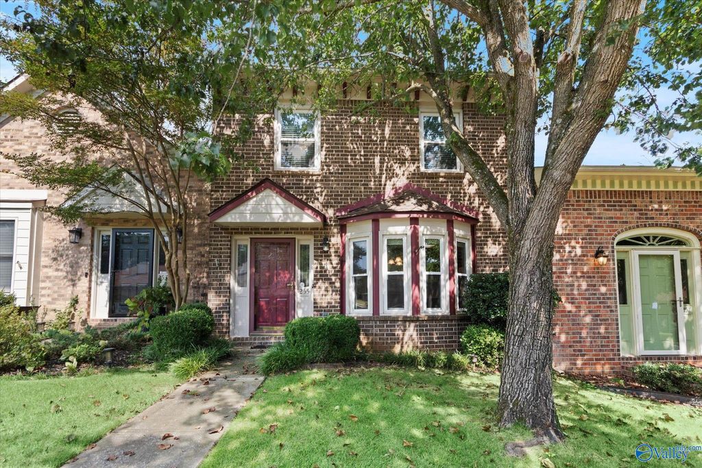255 West Lake Circle, Madison, AL 35758