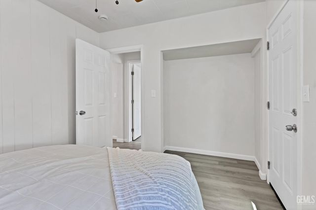 131 Oak Street, Taft, CA 93268