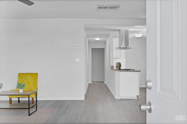 131 Oak Street, Taft, CA 93268