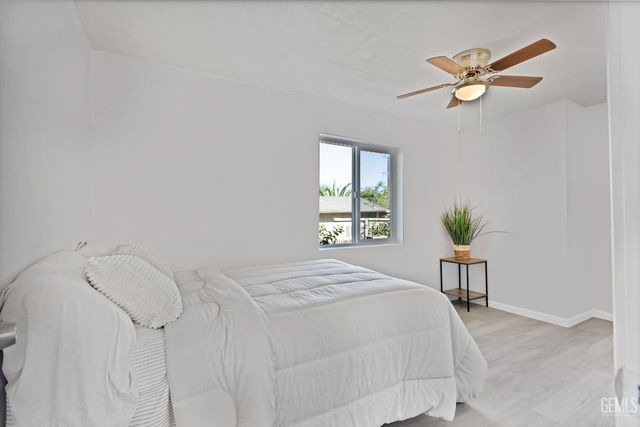 131 Oak Street, Taft, CA 93268