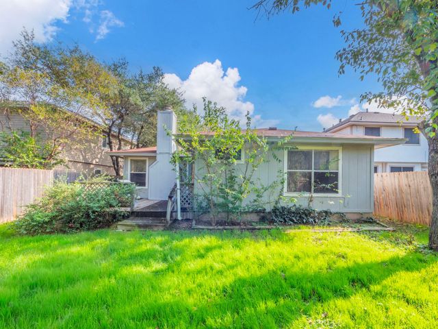 1218 Green Terrace DR, Round Rock, TX 78664