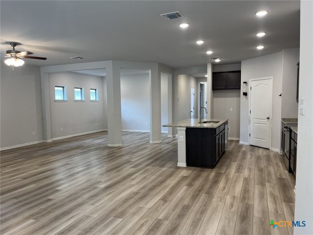 710 Friar Tuck Drive, Temple, TX 76502