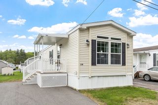13R Arrow Drive, Salem, NH 03079