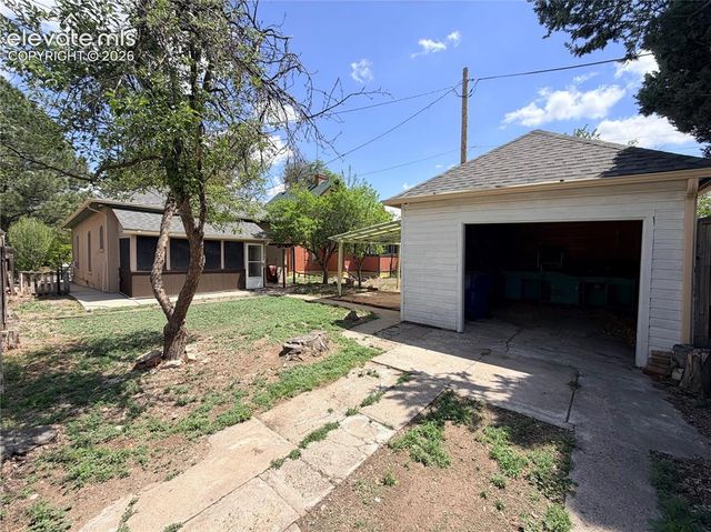2025 N Greenwood Street, Pueblo, CO 81003