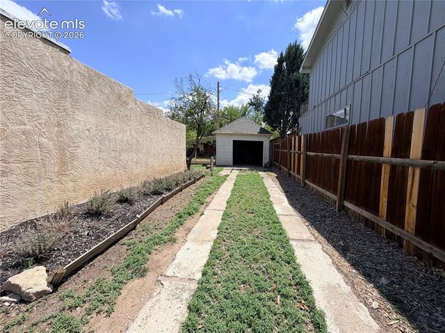 2025 N Greenwood Street, Pueblo, CO 81003