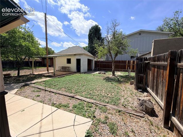 2025 N Greenwood Street, Pueblo, CO 81003