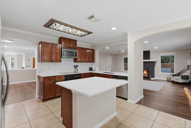 2143 Encanto Ridge, San Antonio, TX 78230
